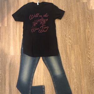 Wild As The West Texas Wind Tee - M